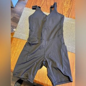 IUGA One Piece Jumpsuits Women Tummy Control Body Suits Romper Unitard Yoga NWT